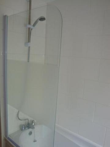 			WHOLE HOUSE, 2 Bedroom, 1 bath, 1 reception House			 Bridge Road, DOLLIS HILL/NEASDEN